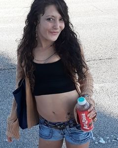 Meet your Posher, Victoria